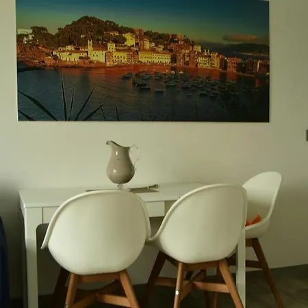 Le Rose Di Bino * Sestri Levante