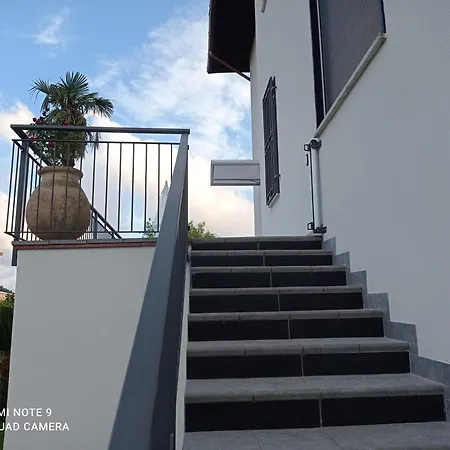 Le Rose Di Bino Σέστρι Λεβάντε